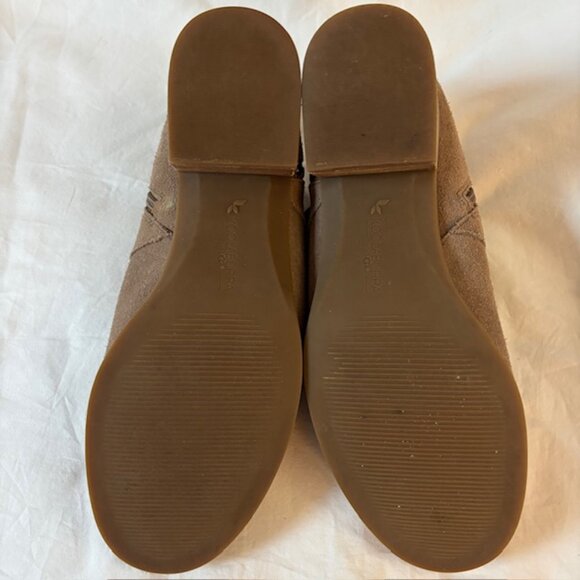 Koolaburra by Ugg Sofiya Suede Studded Ankle Bootie in Amphora Beige Size 11 - Picture 9 of 12